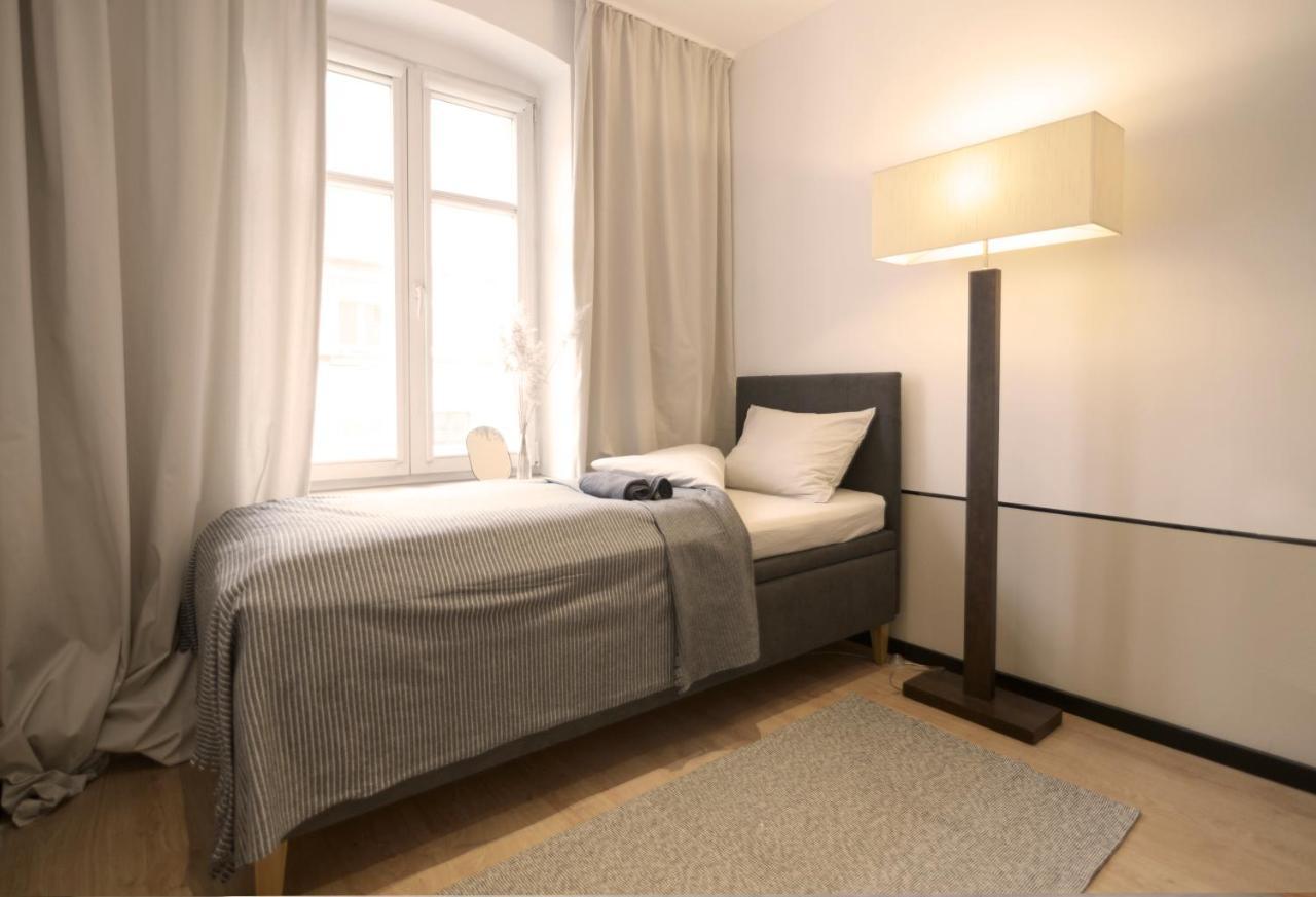 By The River And City Center - Comfortable Rooms Wroclaw Exterior photo
